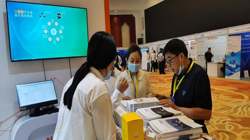 管理領航與“放管服”